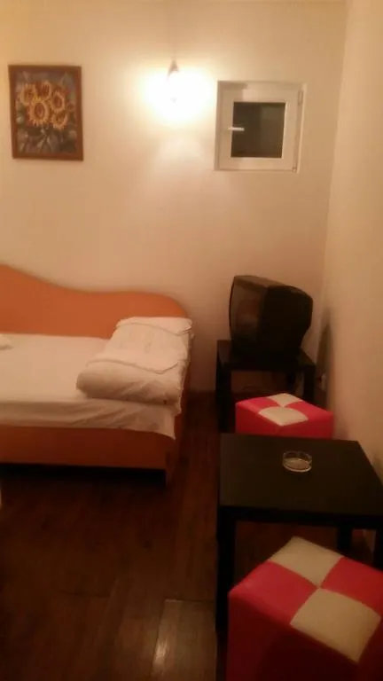 La Anca Hotel Bucharest 0*,  Romania